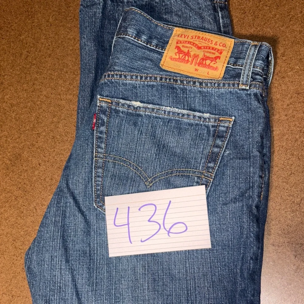 Levi's 559 Men's 32x32 Indigo Relaxed Straight Jeans